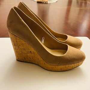 Beautiful classy platform shoes